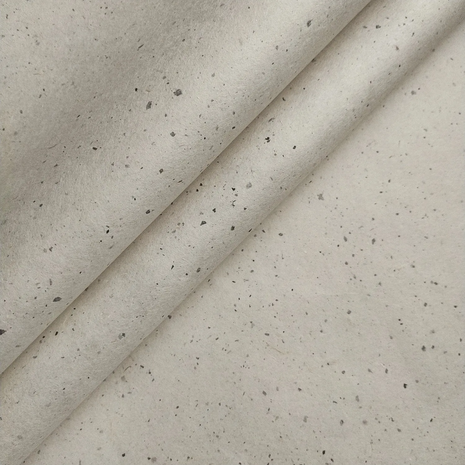 Chiri Kozo Paper Natural (45 gsm) - Image 5