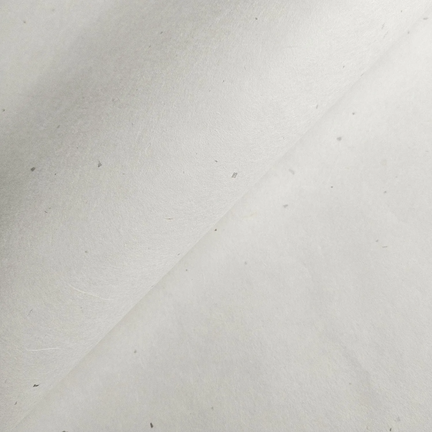 Chiri Kozo Paper White (45 gsm) - Image 3