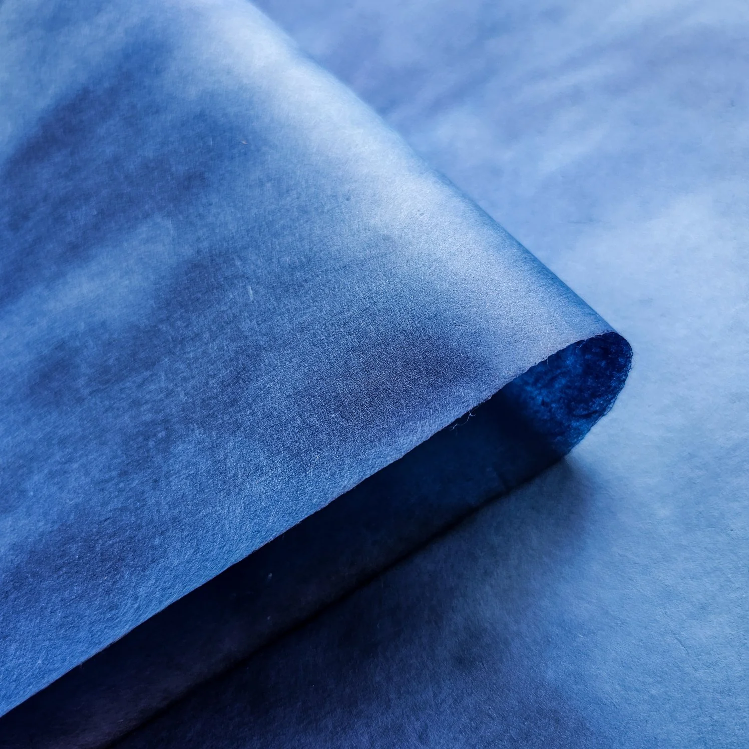 Ombre Kozo Paper (#8 Cerulean Blue) - Image 5