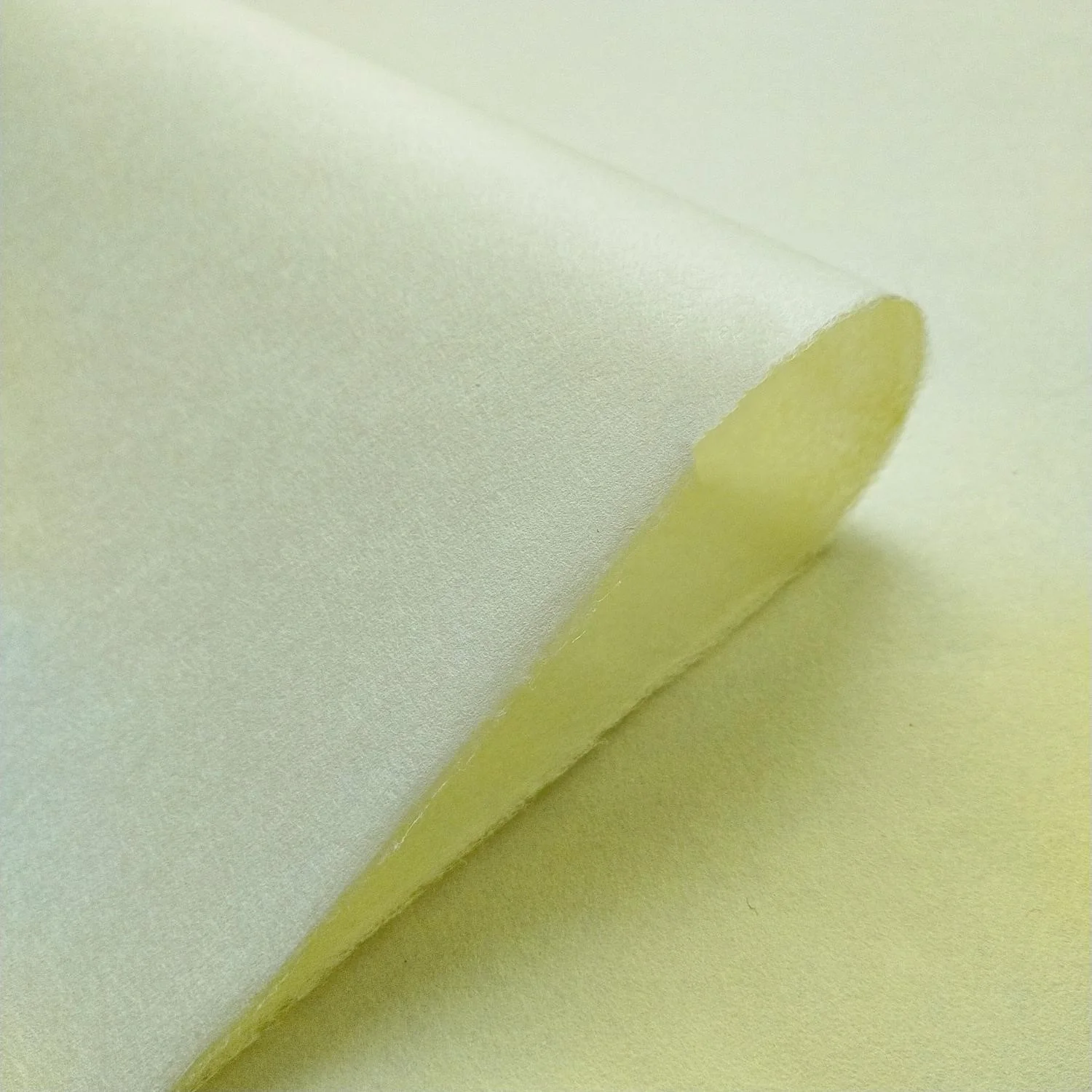 Solid-Colored Kozo Paper (Lemon Yellow) - Image 4